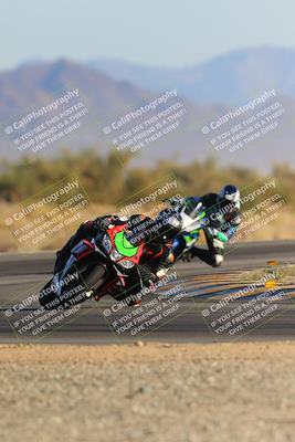 media/Dec-09-2023-SoCal Trackdays (Sat) [[76a8ac2686]]/Turn 15 Set 1 (230pm)/